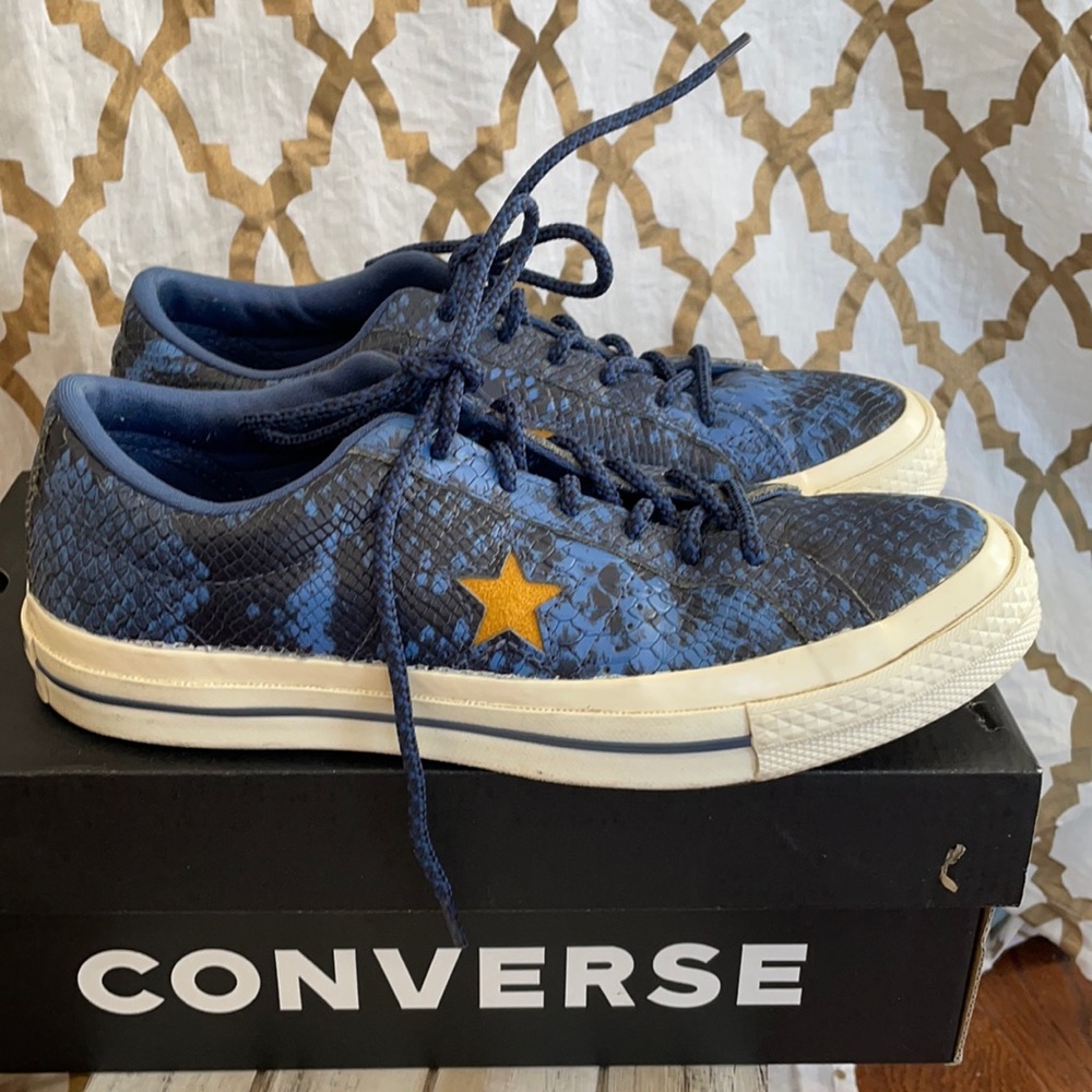 Converse one star